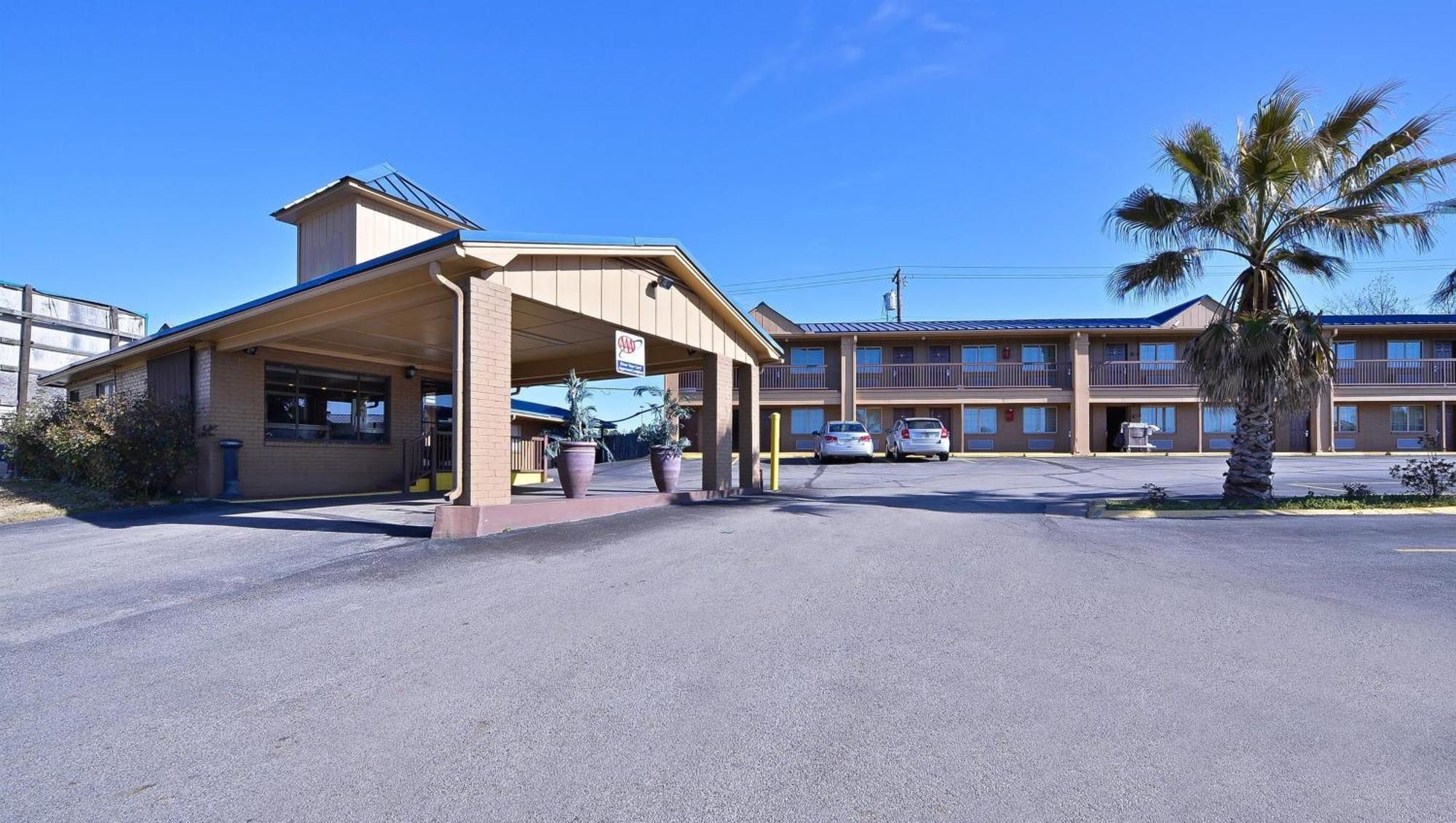 Xecutive Inn And Suites Centru Exterior foto